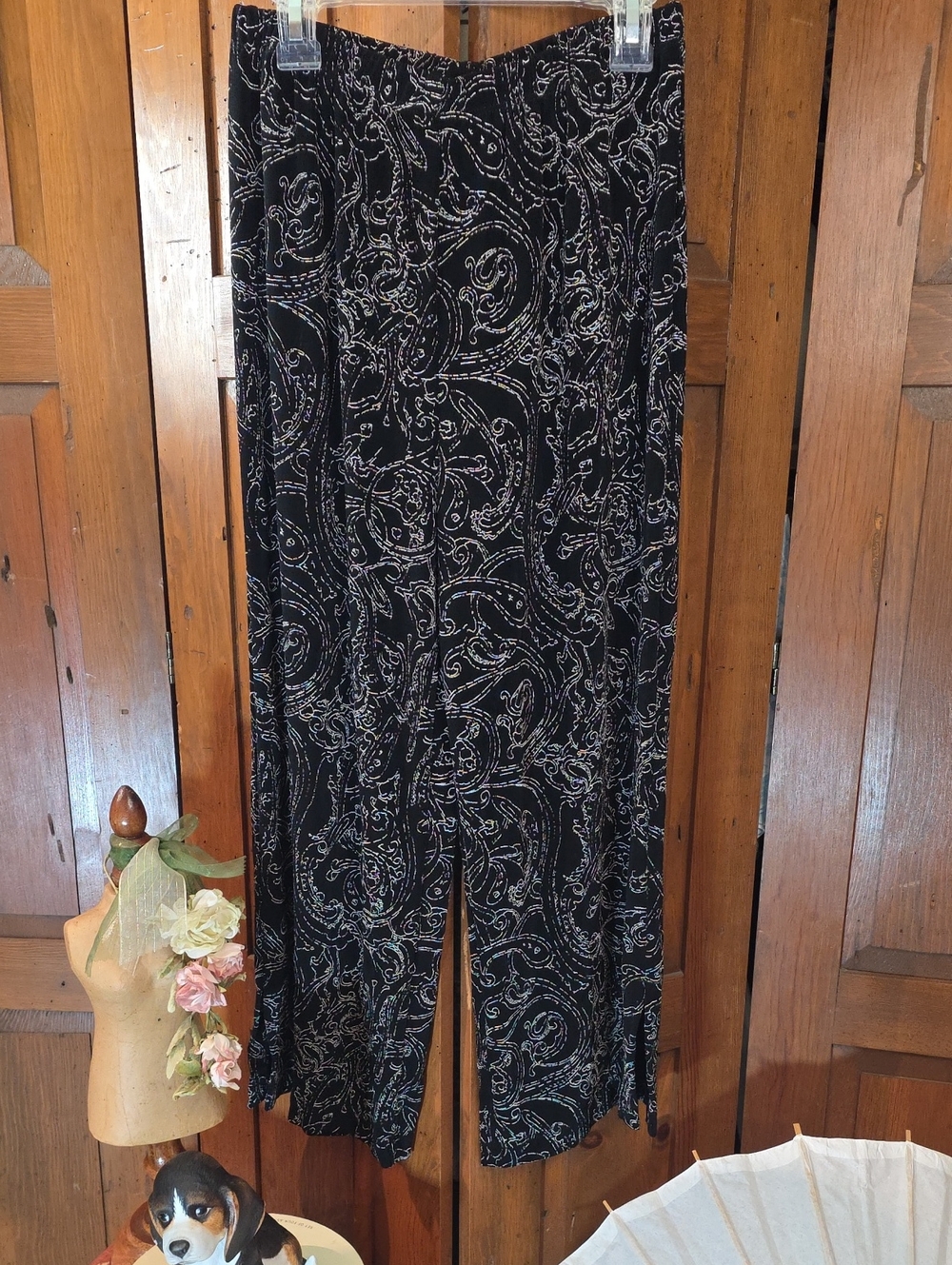 Traveler's by Chico's Black Wide-Leg Pants with Subtle Paisley Print